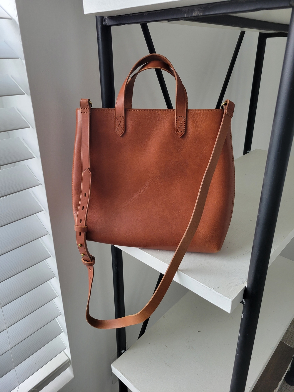 Madewell Leather Tote in Chestnut Brown